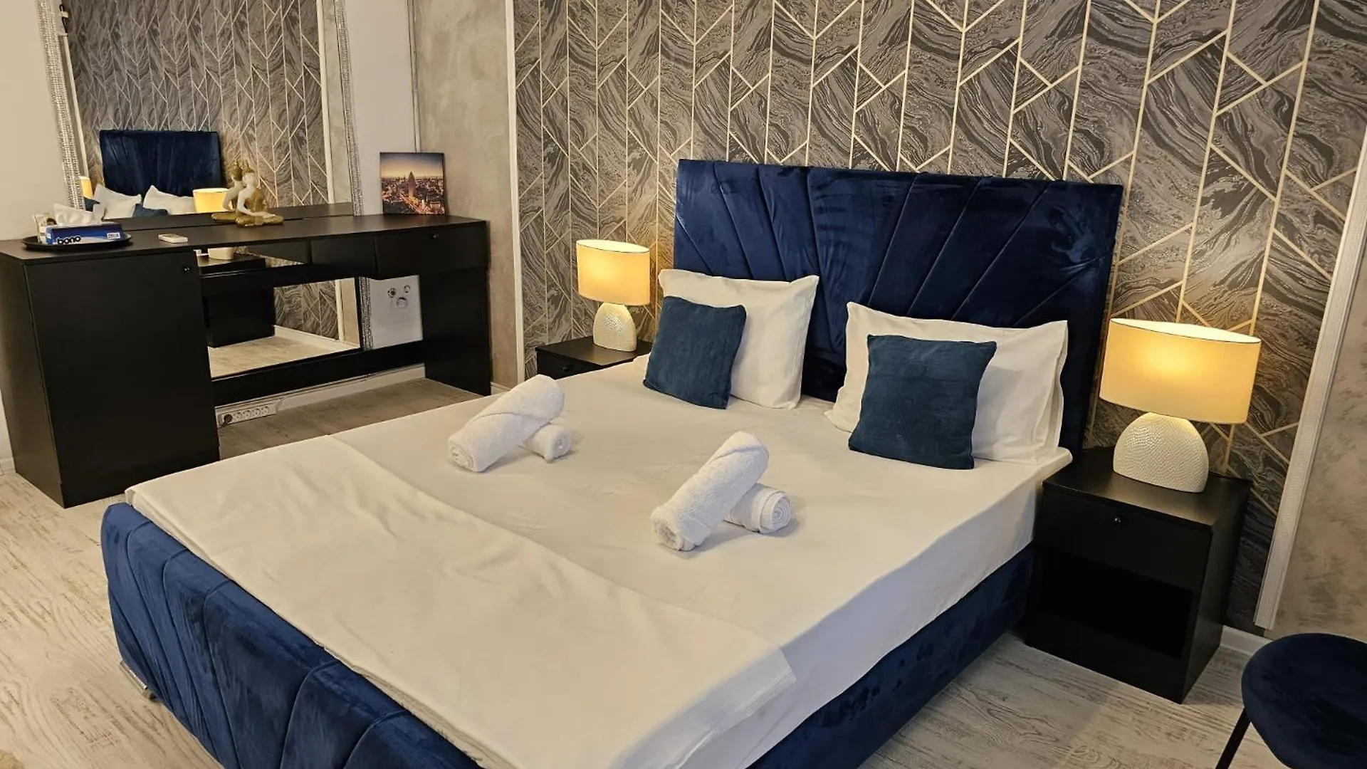 89 Rooms Boutique Bucureşti 0*,