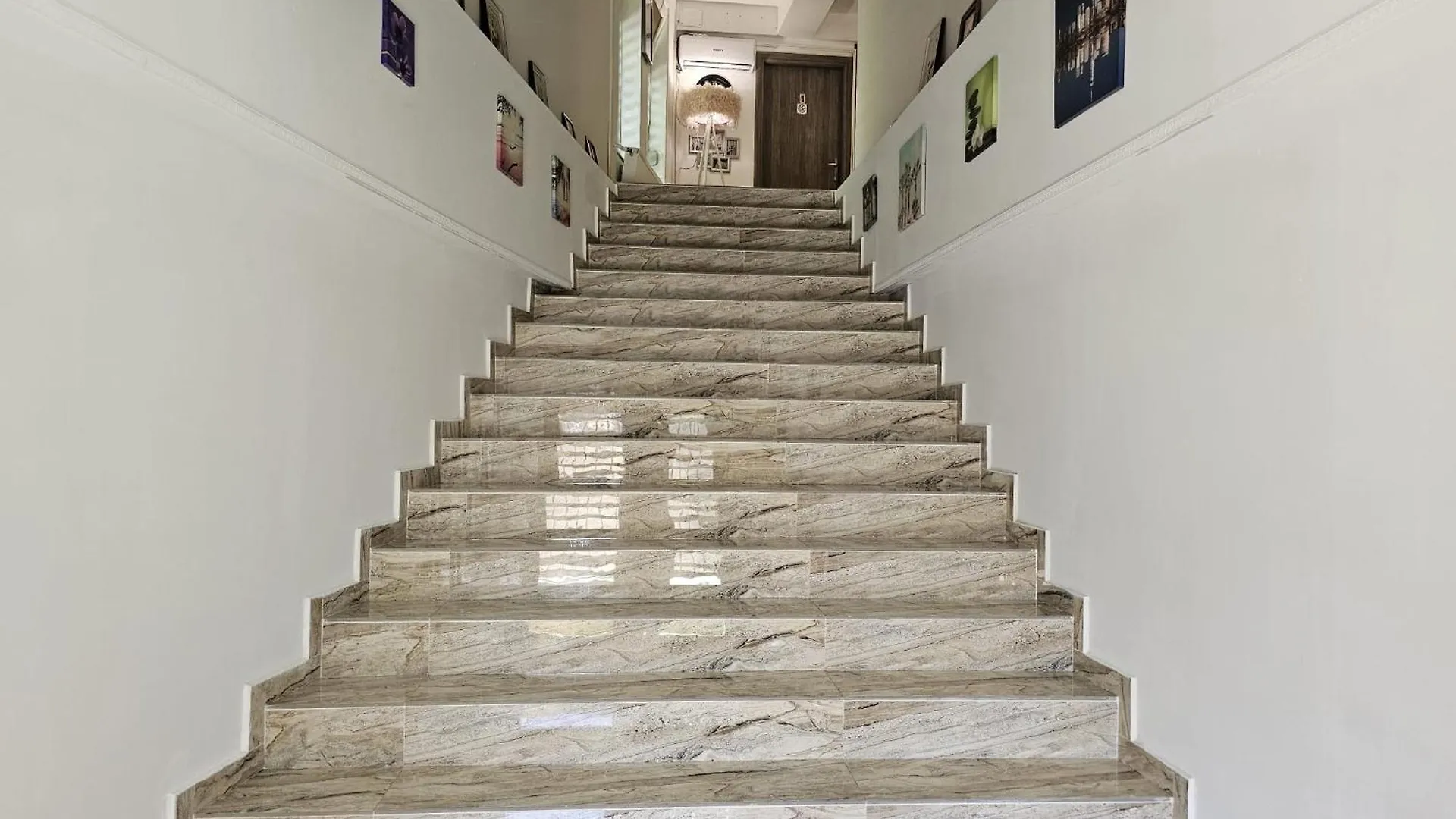 89 Rooms Boutique Bucureşti 0*,  România