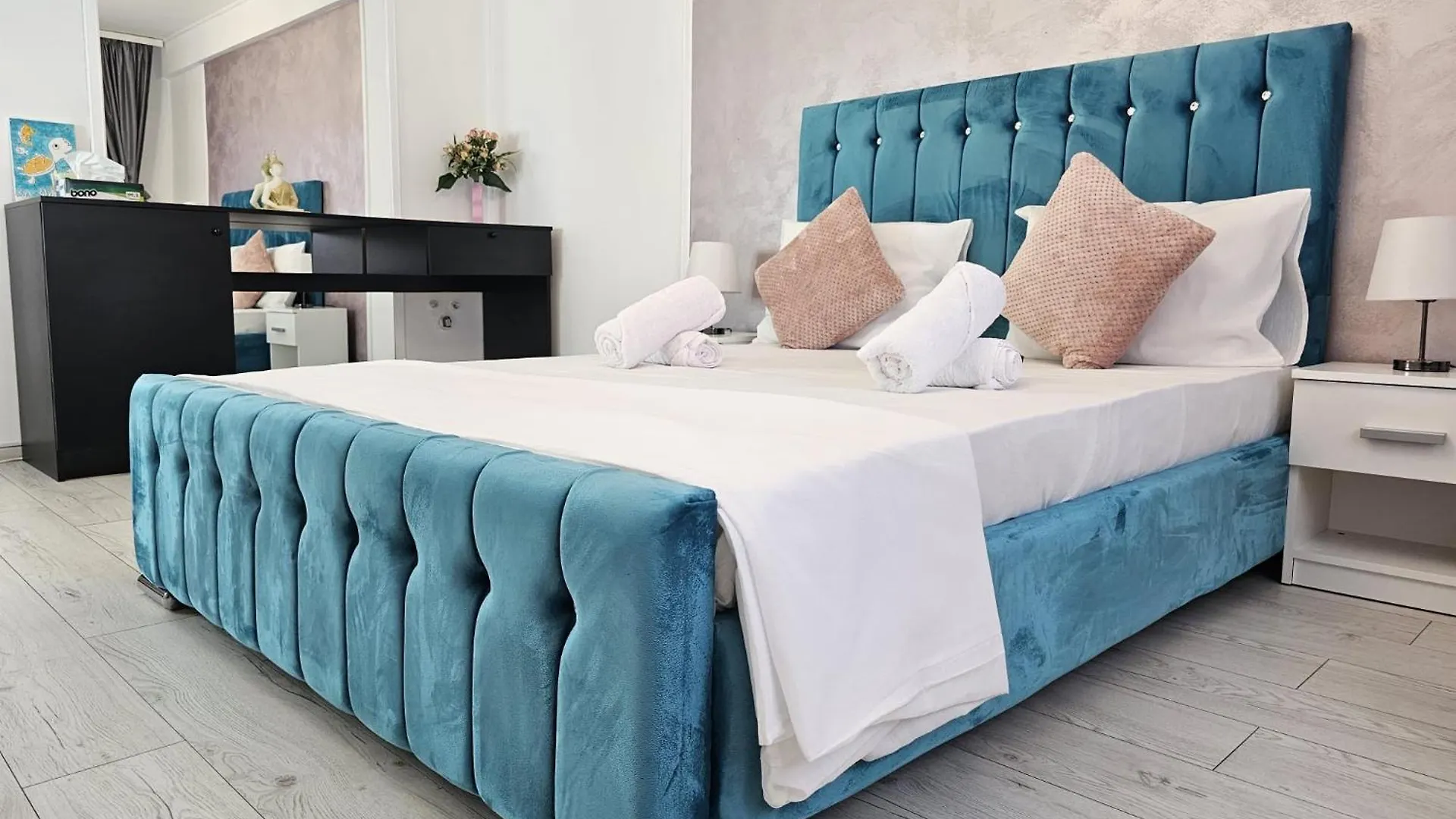 89 Rooms Boutique Bucureşti 0*,  România