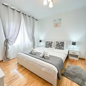 Sunrise Center Bucarest