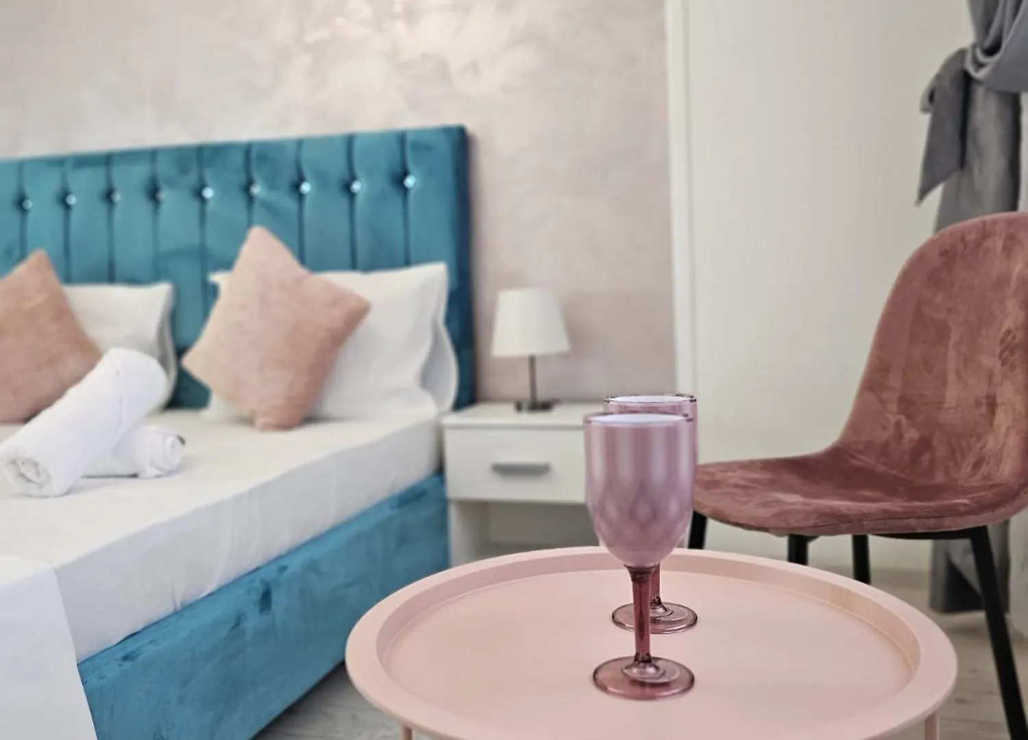 Bed & Breakfast 89 Rooms Boutique Bucharest Romania